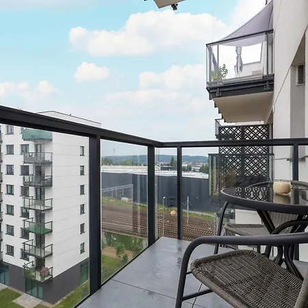 Baltic Breeze In With Parking & Access To The Outdoor Gym By Renters Gdynia