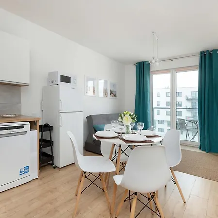 Daire Baltic Breeze In With Parking & Access To The Outdoor Gym By Renters Gdynia