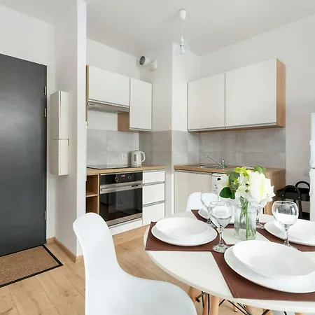 White And Beige In With Access To The Outdoor Gym By Renters *